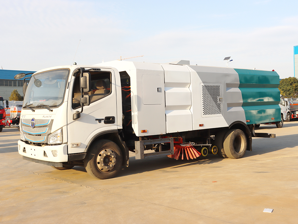 福田纯电动洗扫车