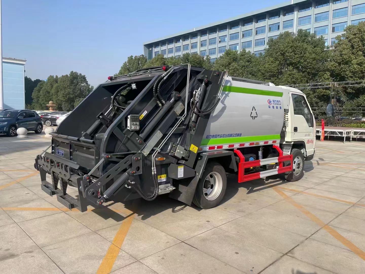 福田小卡4.5方压缩垃圾车